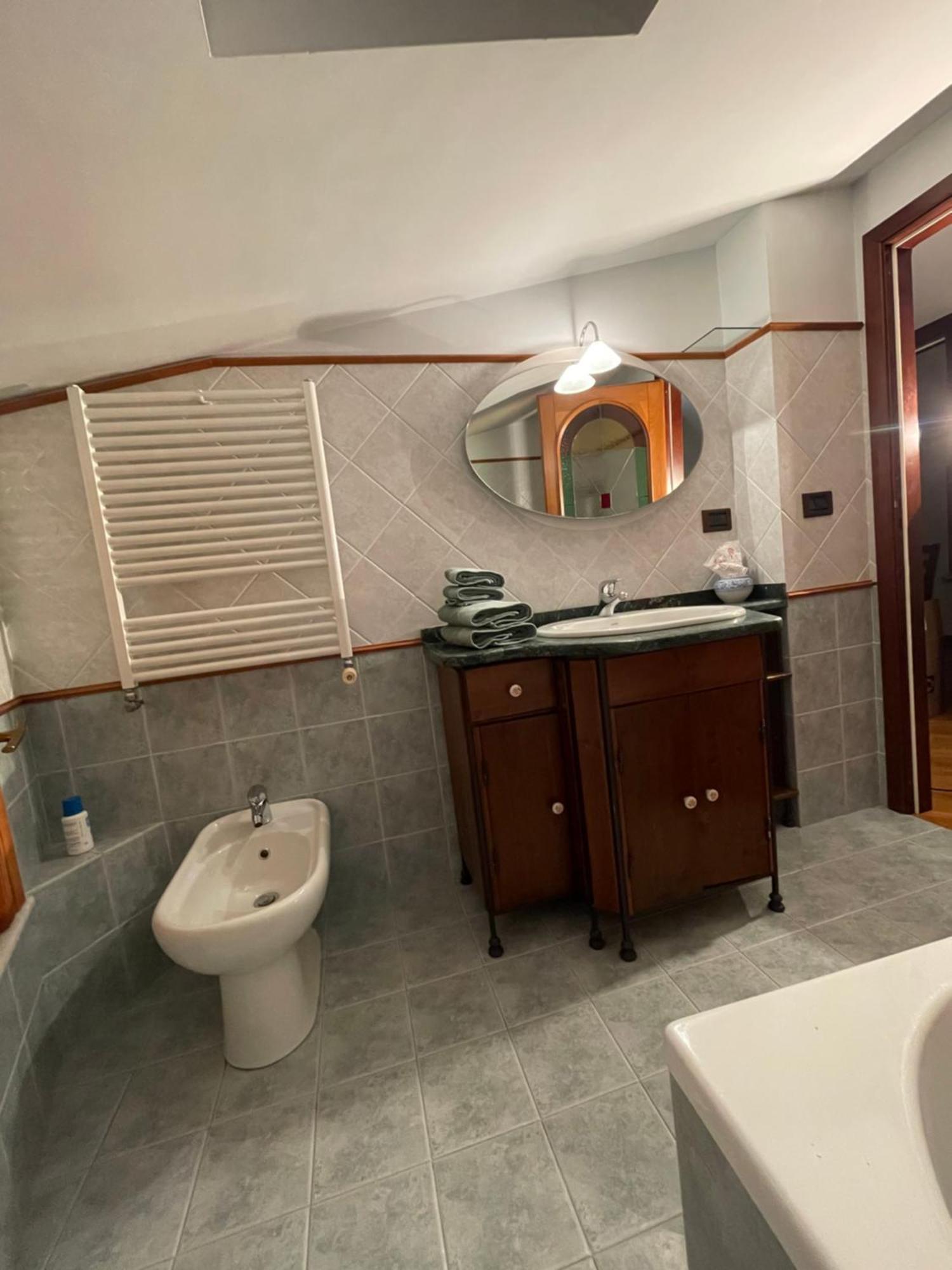 La Casa Nel Cortile Apartment Castelbuono  Ngoại thất bức ảnh
